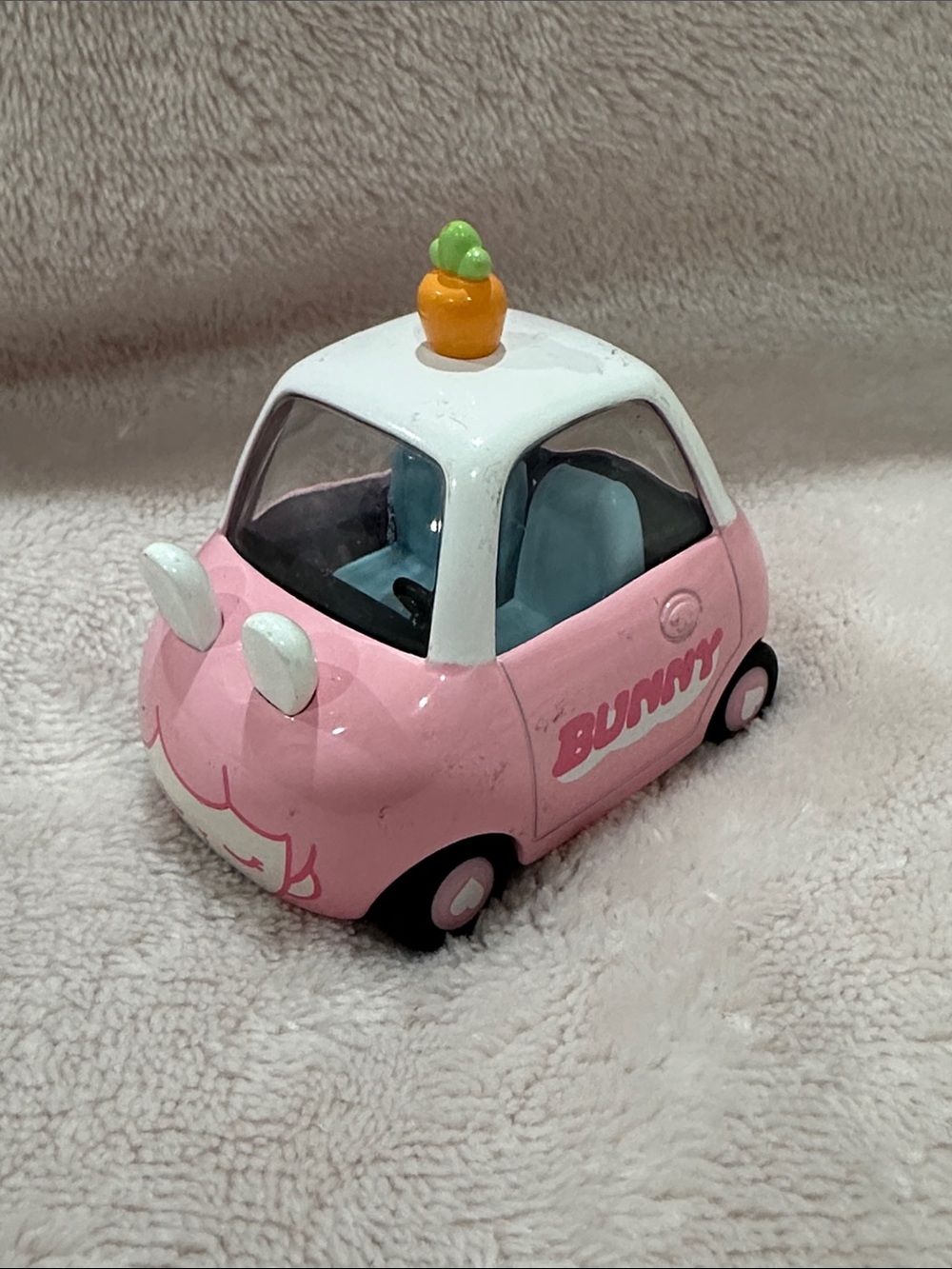 POP MART POPCAR Cute Private Car Blind Box Series —Bunny car